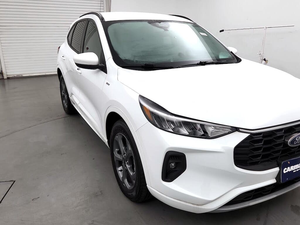 2023 Ford Escape Hybrid ST-Line Select AWD