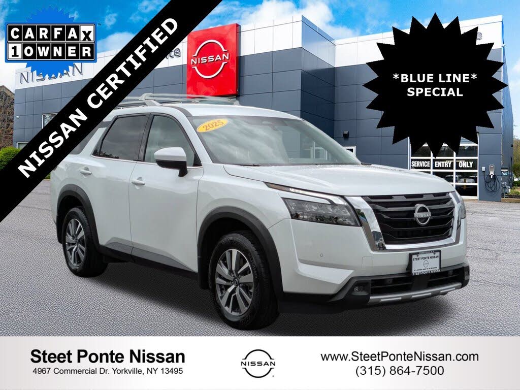 2025 Nissan Pathfinder SL 4WD