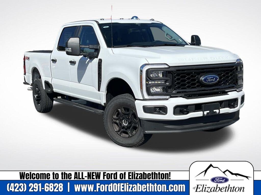 2025 Ford F-250 Super Duty XL Crew Cab 4WD