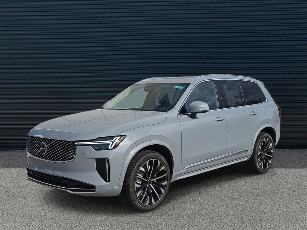 2026 Volvo XC90 B6 Plus 7-Passenger AWD