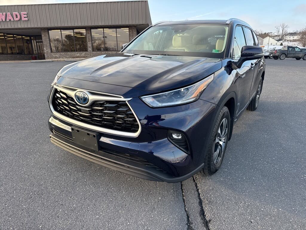 2021 Toyota Highlander Hybrid XLE AWD
