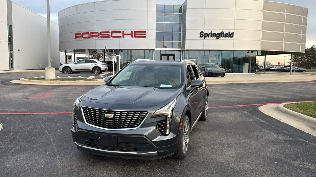2019 Cadillac XT4 Premium Luxury FWD