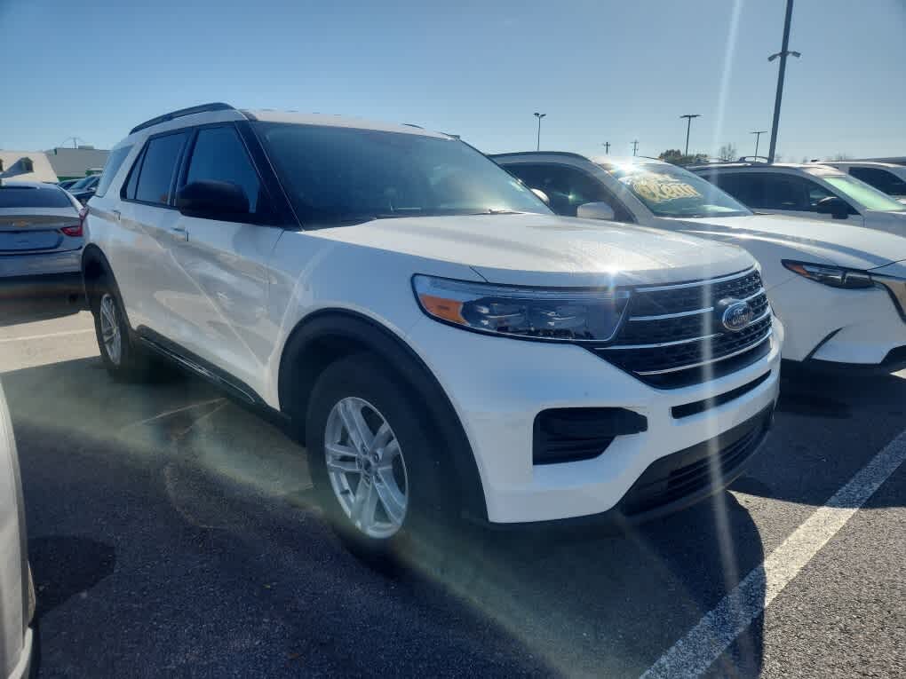 2023 Ford Explorer XLT RWD