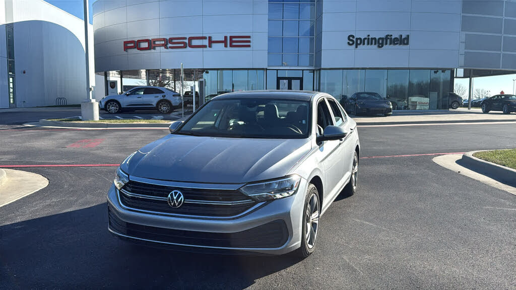 2024 Volkswagen Jetta SE FWD