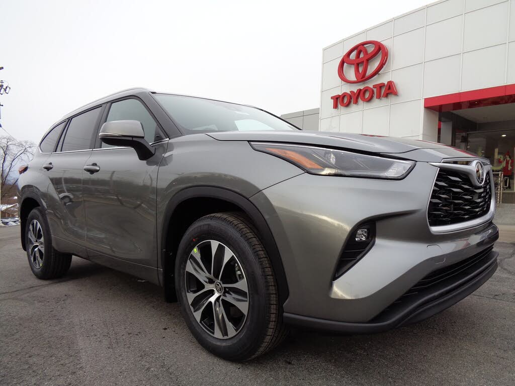 2026 Toyota Highlander XLE AWD