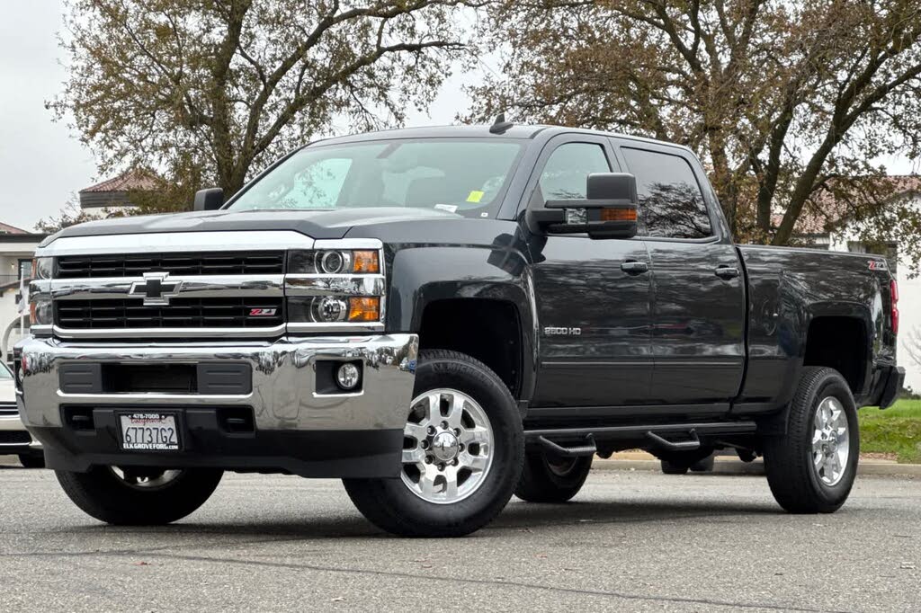 2017 Chevrolet Silverado 2500HD LT Crew Cab 4WD