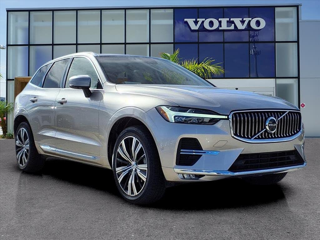 2023 Volvo XC60 B5 Plus Bright Theme AWD