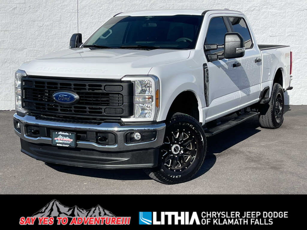 2024 Ford F-350 Super Duty XL Crew Cab 4WD