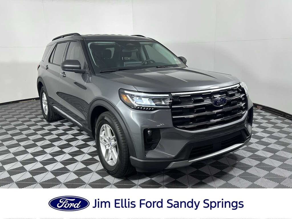 2025 Ford Explorer Active RWD