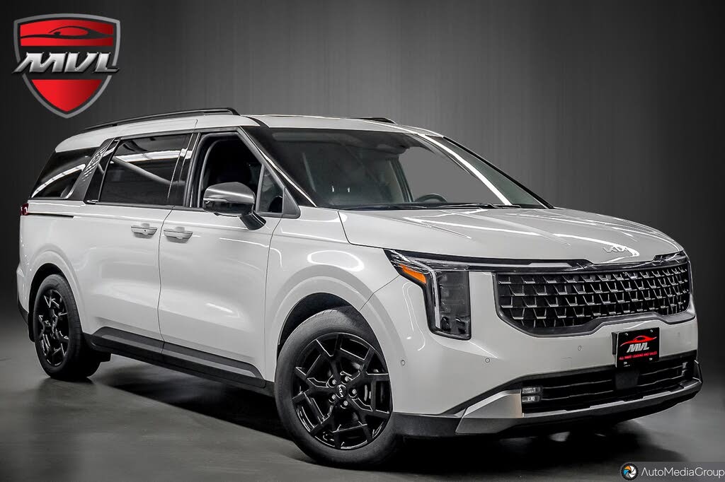 2025 Kia Carnival SX FWD