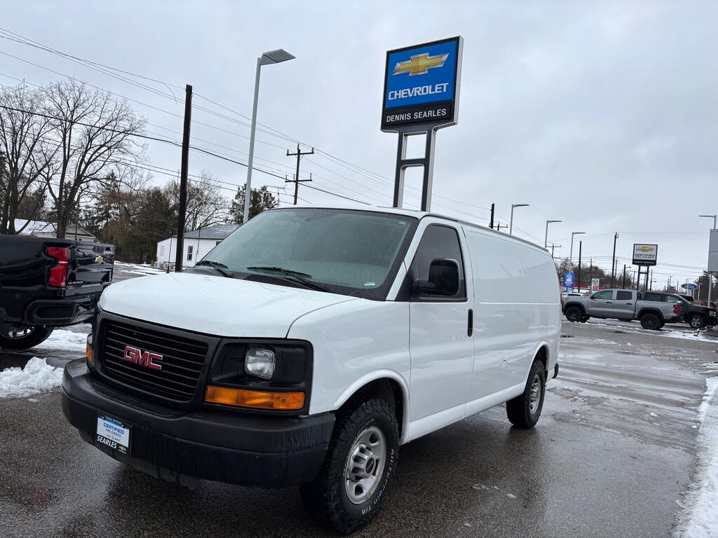 2016 GMC Savana Cargo 2500 RWD
