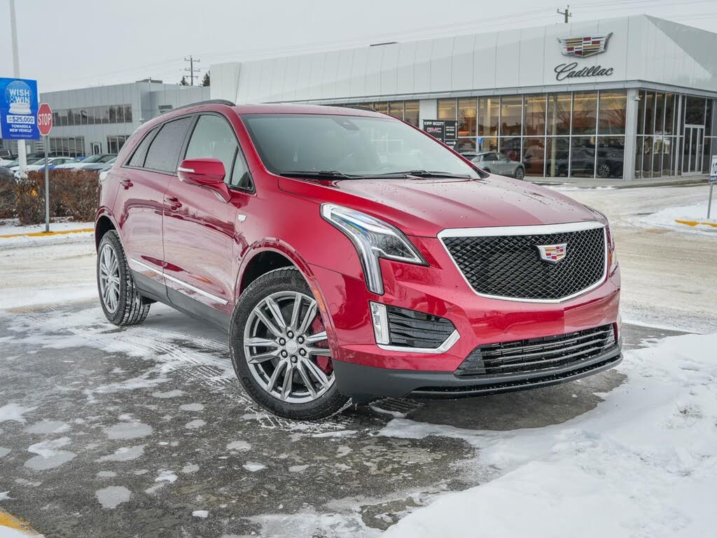 2025 Cadillac XT5 Sport AWD