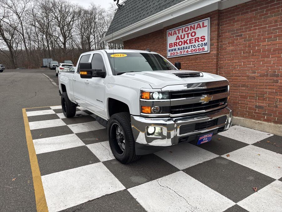 2019 Chevrolet Silverado 2500HD LT Crew Cab 4WD