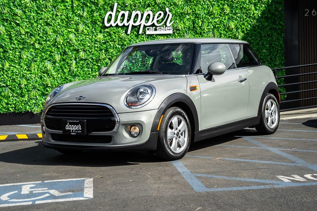 2019 MINI Cooper 2-Door Hatchback FWD