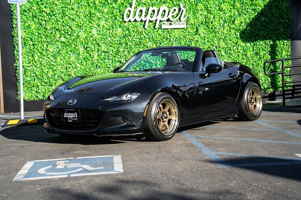 2023 Mazda MX-5 Miata Sport RWD