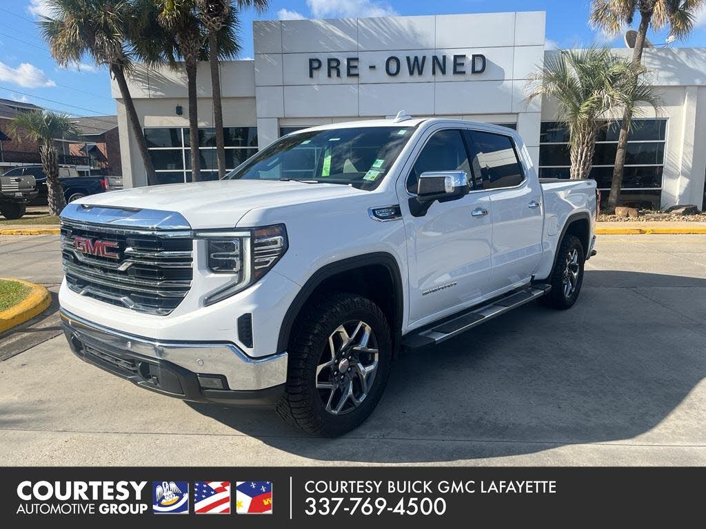 2024 GMC Sierra 1500 SLT Crew Cab 4WD