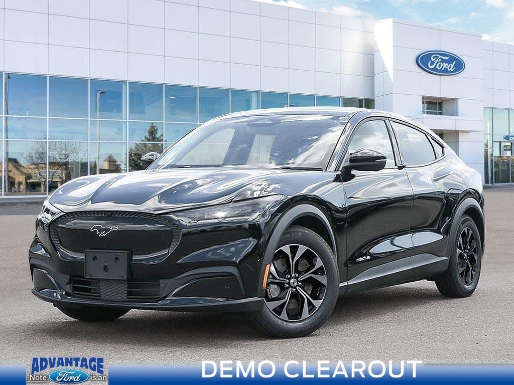 Ford Mustang Mach-E Select AWD 2025