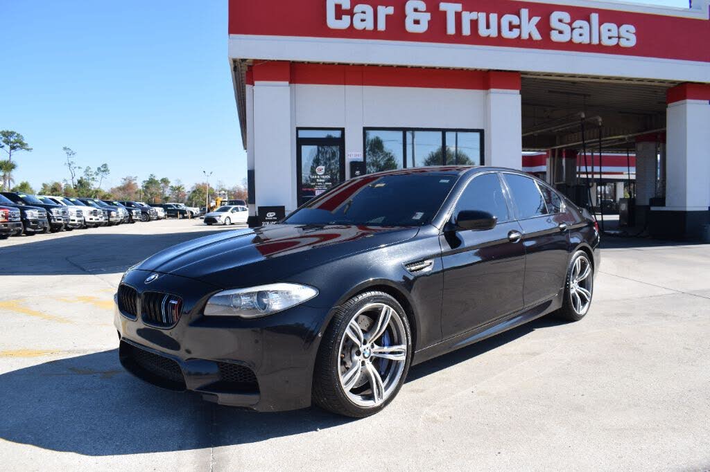 2013 BMW M5 RWD