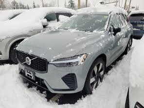 Volvo XC60 Recharge T8 Ultimate Dark Theme eAWD