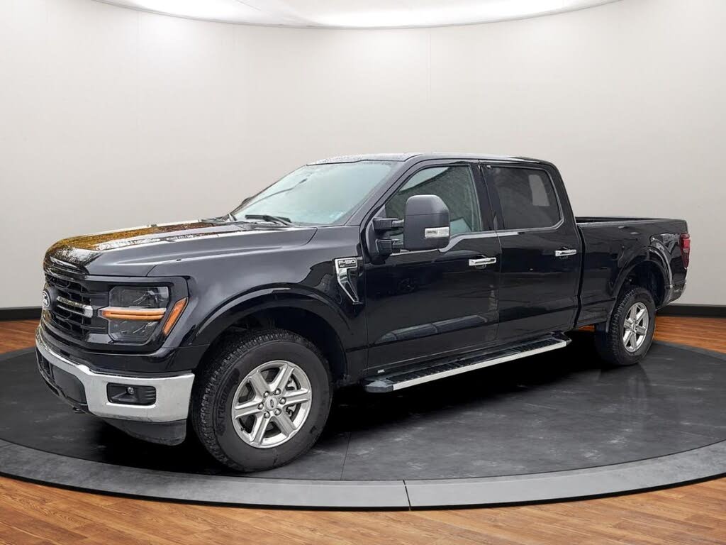 Ford F-150 XLT SuperCrew 4WD 2025