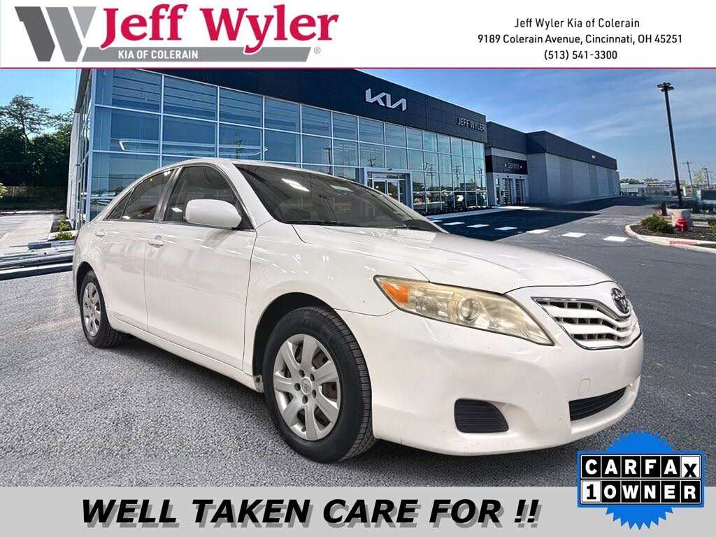 2010 Toyota Camry LE