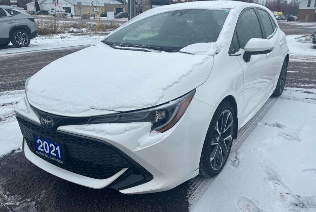 Toyota Corolla Hatchback FWD 2021