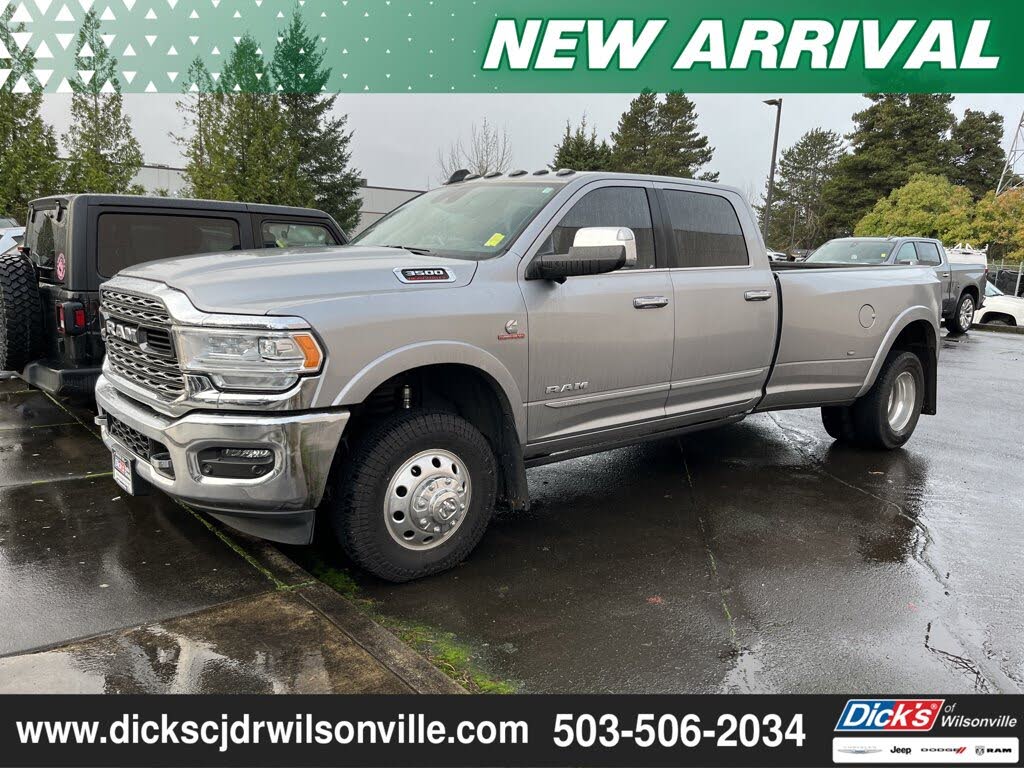 2022 RAM 3500 Limited Crew Cab LB DRW 4WD