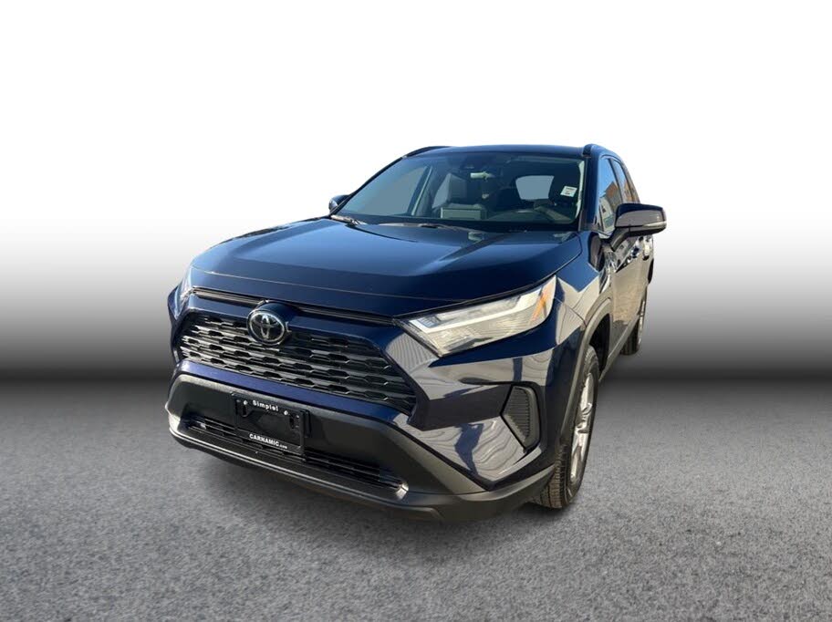 2024 Toyota RAV4 XLE FWD