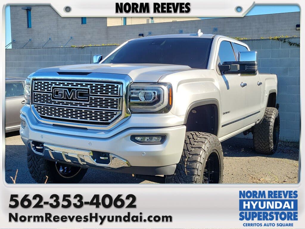 2018 GMC Sierra 1500 Denali Crew Cab 4WD