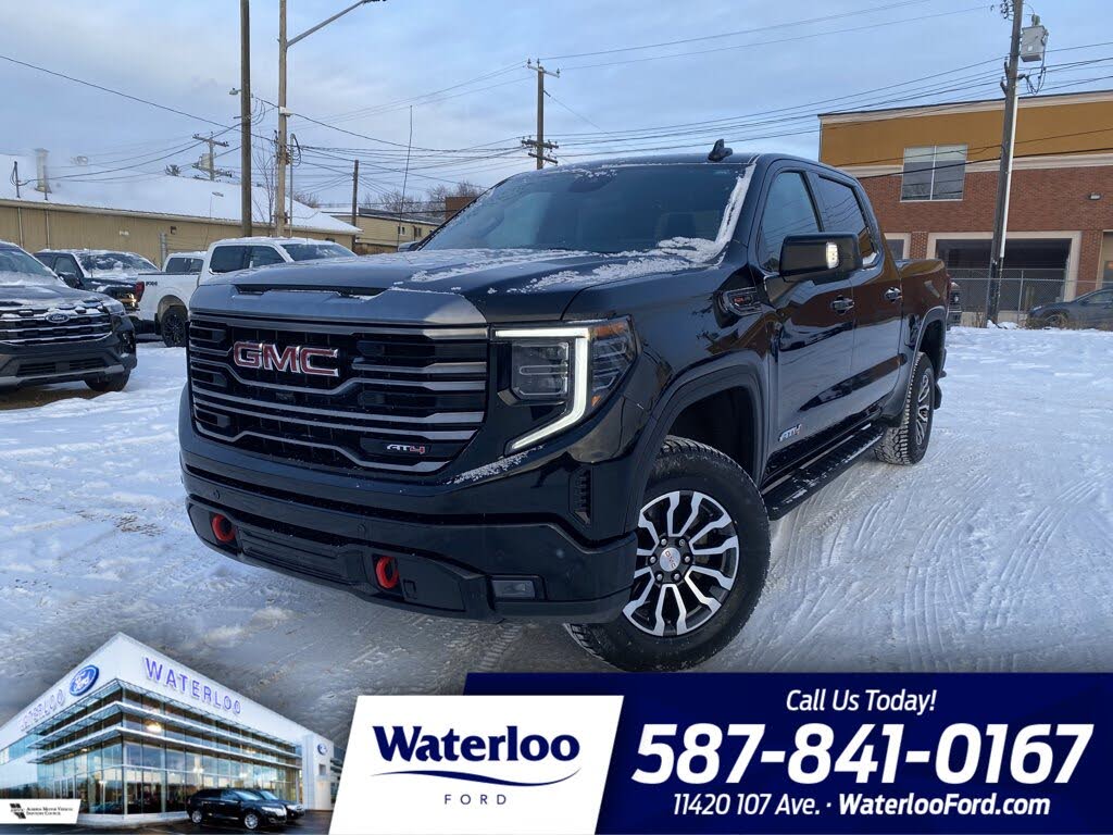 GMC Sierra 1500 AT4 Crew Cab 4WD 2022