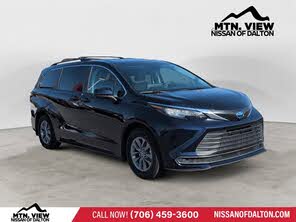 Toyota Sienna LE 8-Passenger AWD