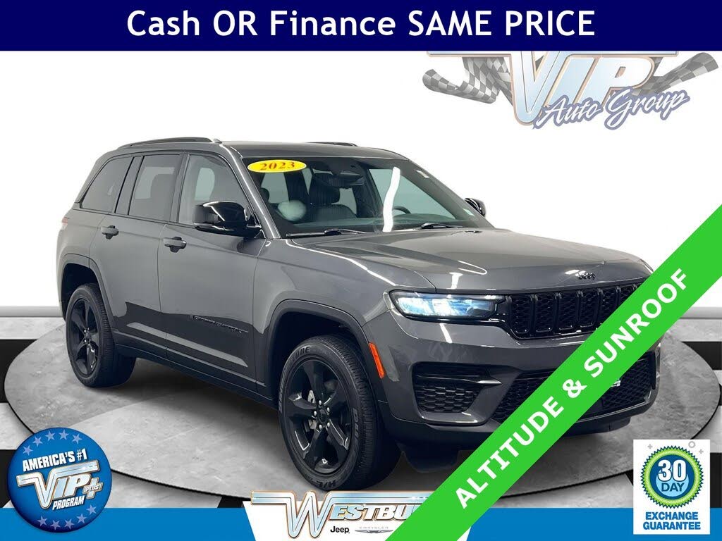 2023 Jeep Grand Cherokee Altitude 4WD