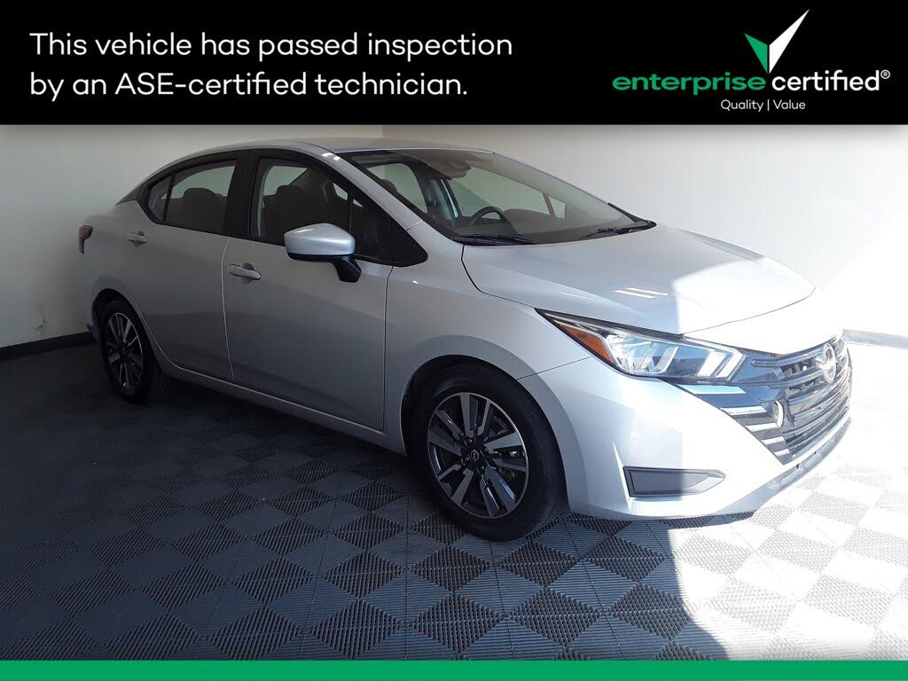 2023 Nissan Versa SV FWD