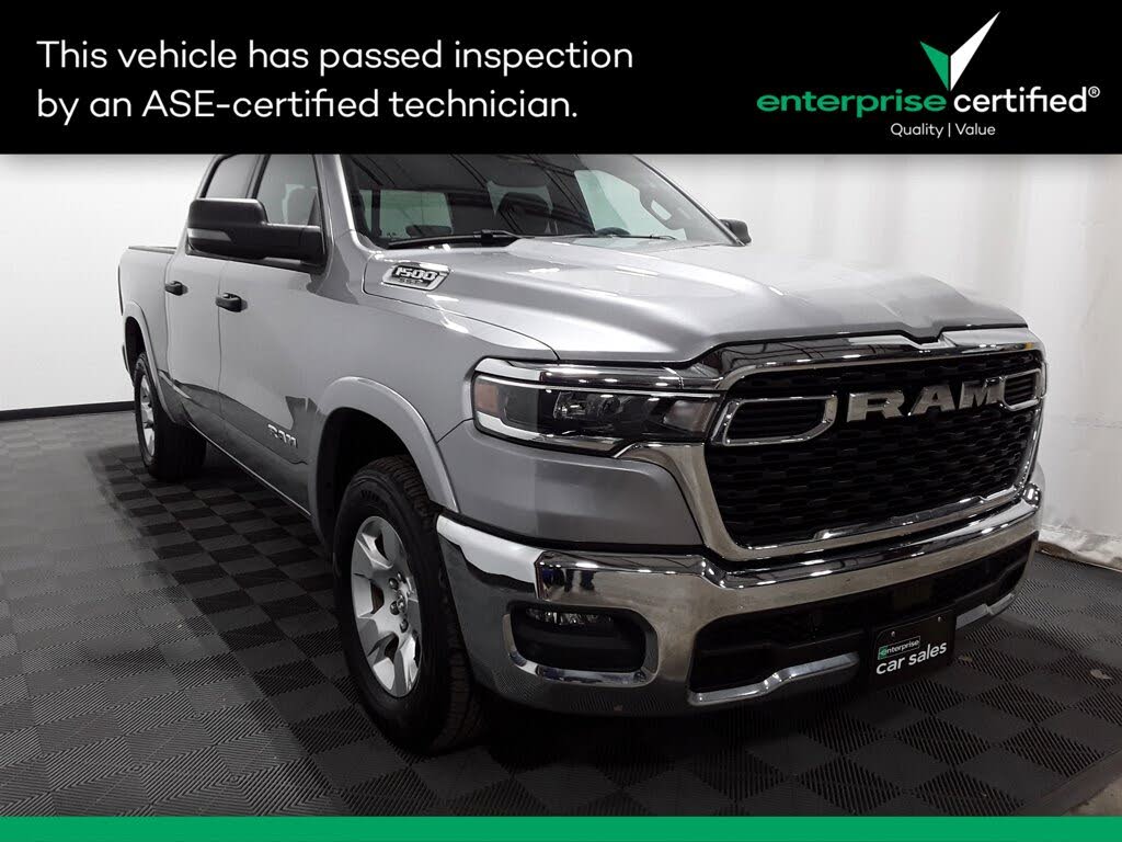 2025 RAM 1500 Big Horn Crew Cab 4WD