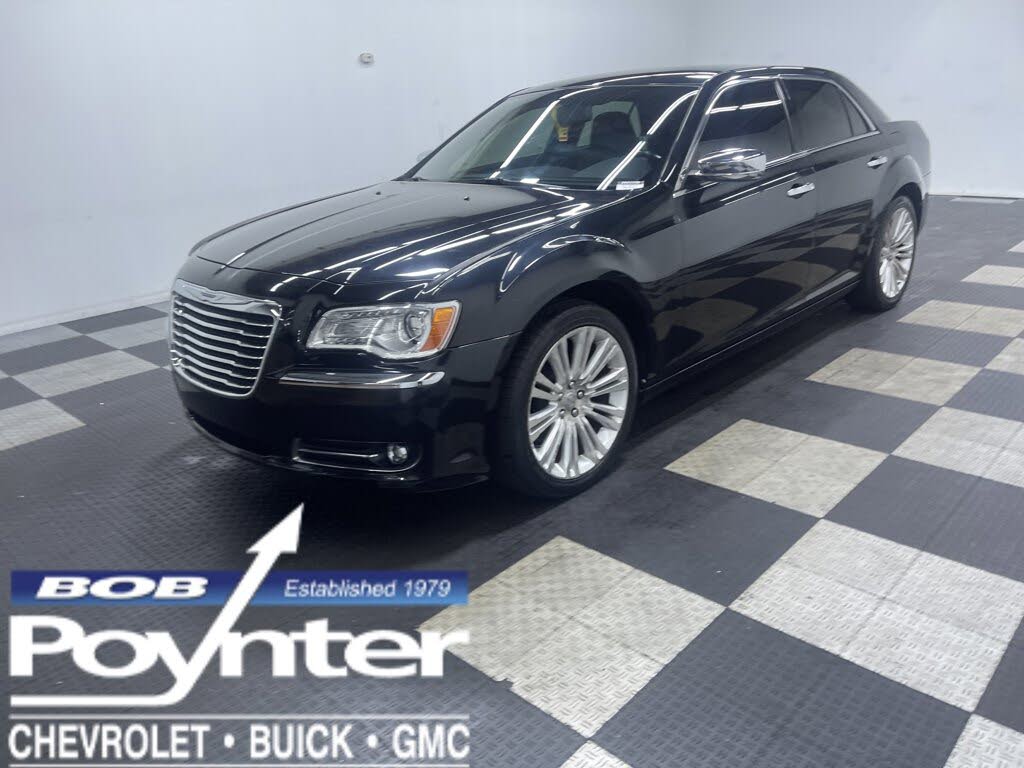 2011 Chrysler 300 Limited RWD