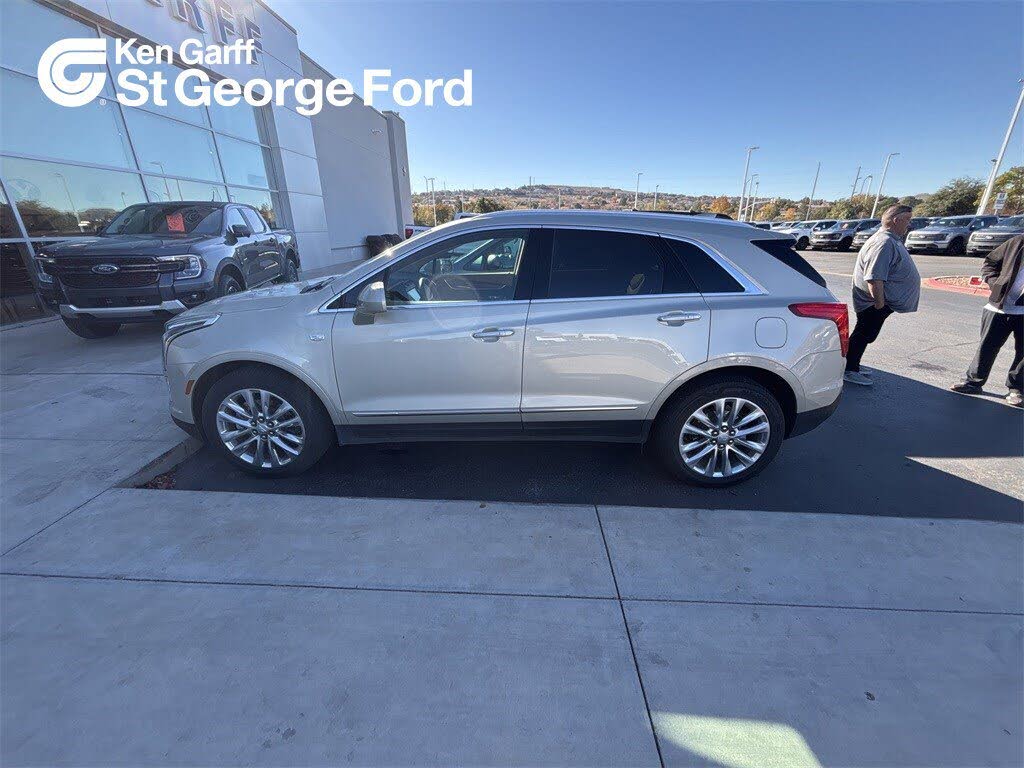 2017 Cadillac XT5 Platinum AWD