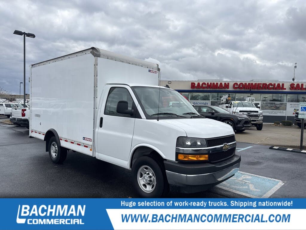 2022 Chevrolet Express Chassis 3500 Cutaway 139