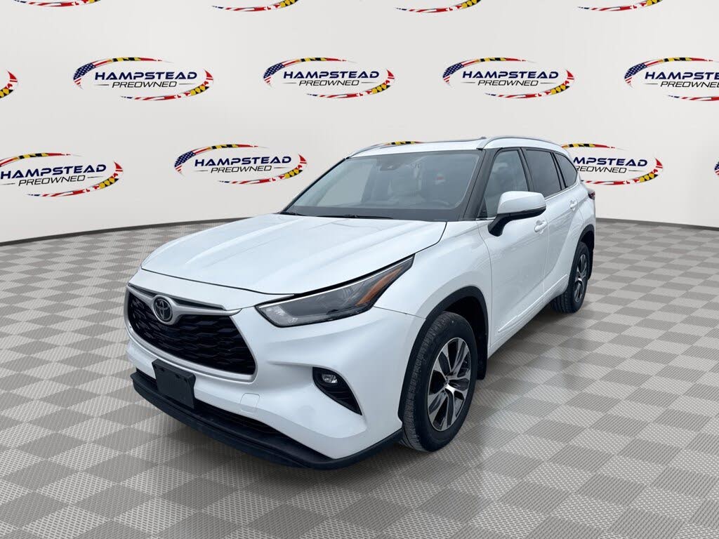 2022 Toyota Highlander XLE AWD