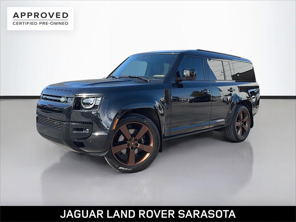 2023 Land Rover Defender 130 X-Dynamic SE AWD