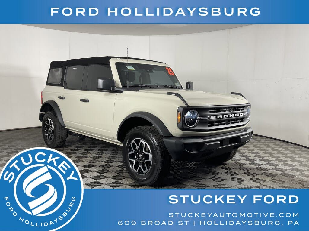 2025 Ford Bronco 4-Door 4WD