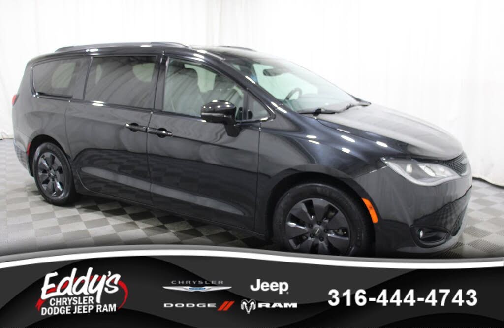 2020 Chrysler Pacifica Hybrid Limited FWD