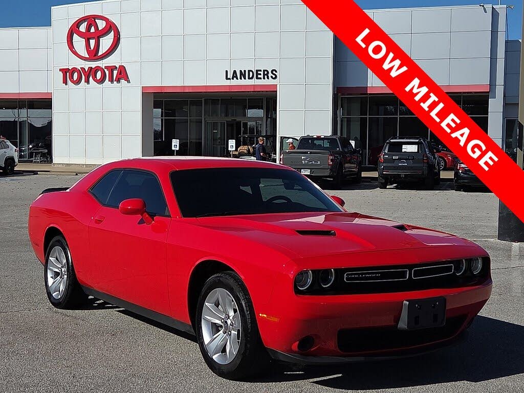 2023 Dodge Challenger SXT RWD