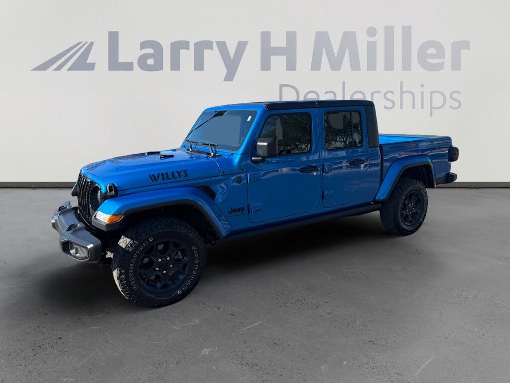 2023 Jeep Gladiator Willys Crew Cab 4WD