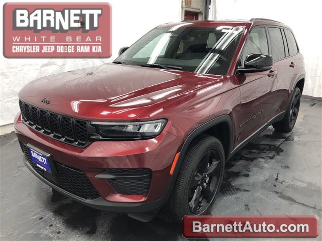 2023 Jeep Grand Cherokee Altitude 4WD