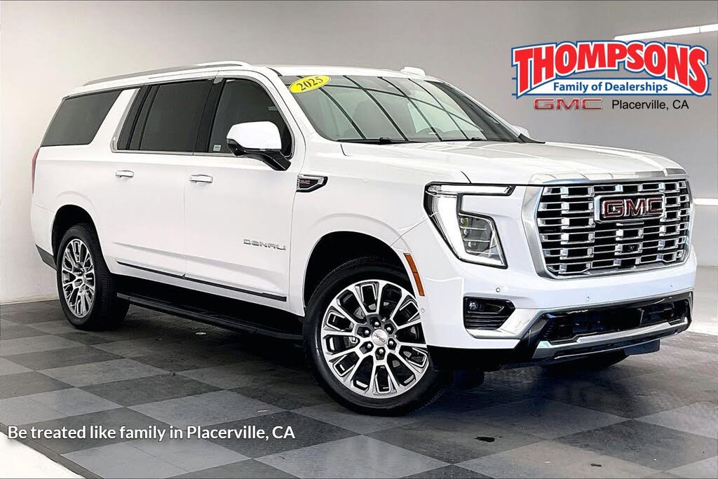 2025 GMC Yukon XL Denali 4WD