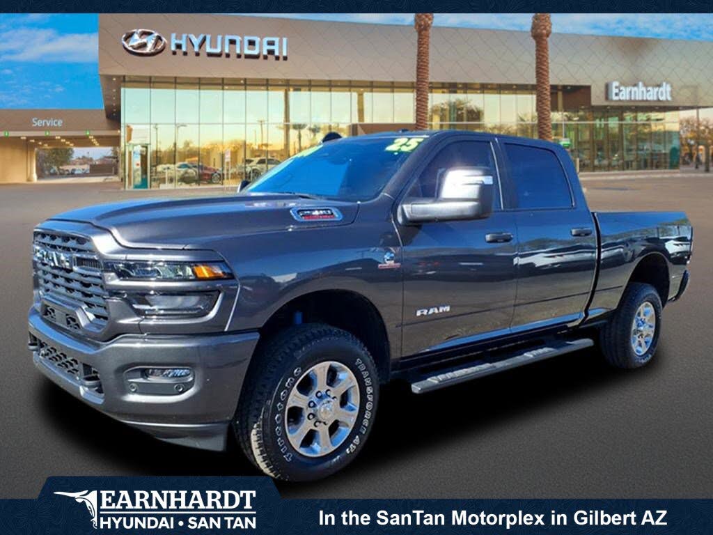 2025 RAM 2500 Big Horn Crew Cab 4WD