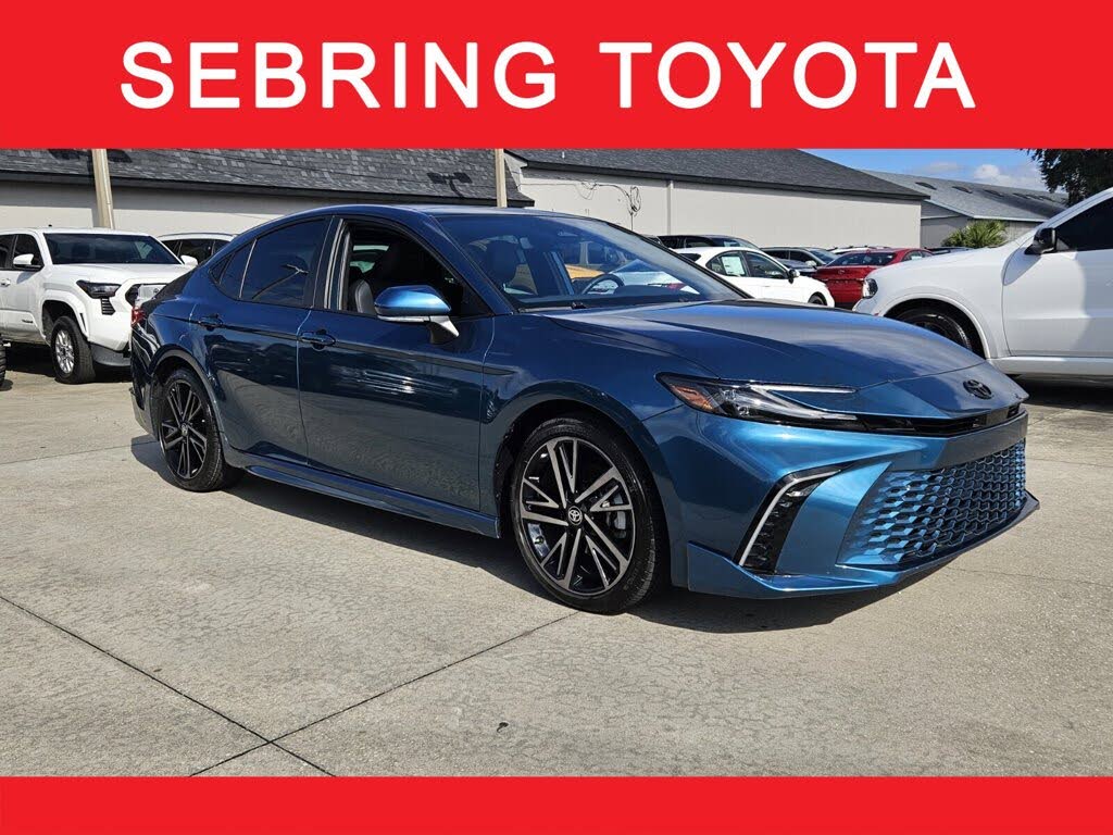 2025 Toyota Camry XSE FWD