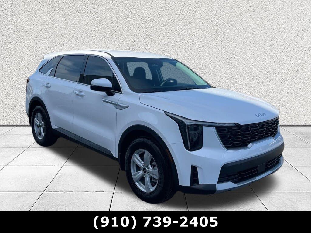 2026 Kia Sorento LX FWD