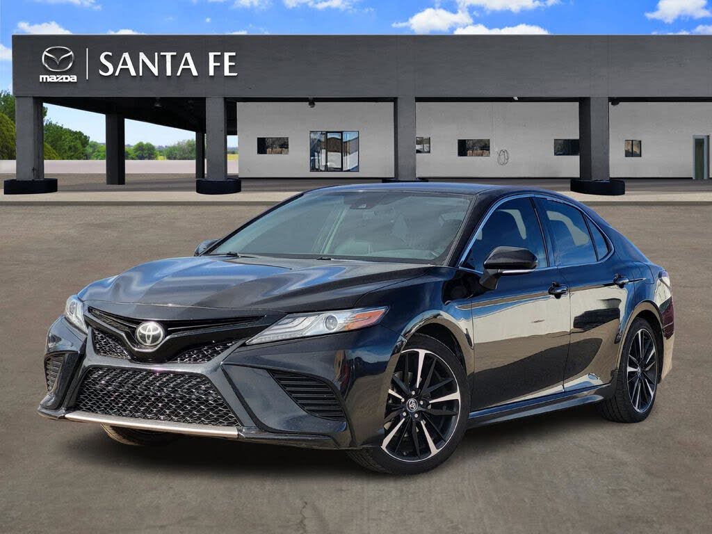 2019 Toyota Camry XSE FWD