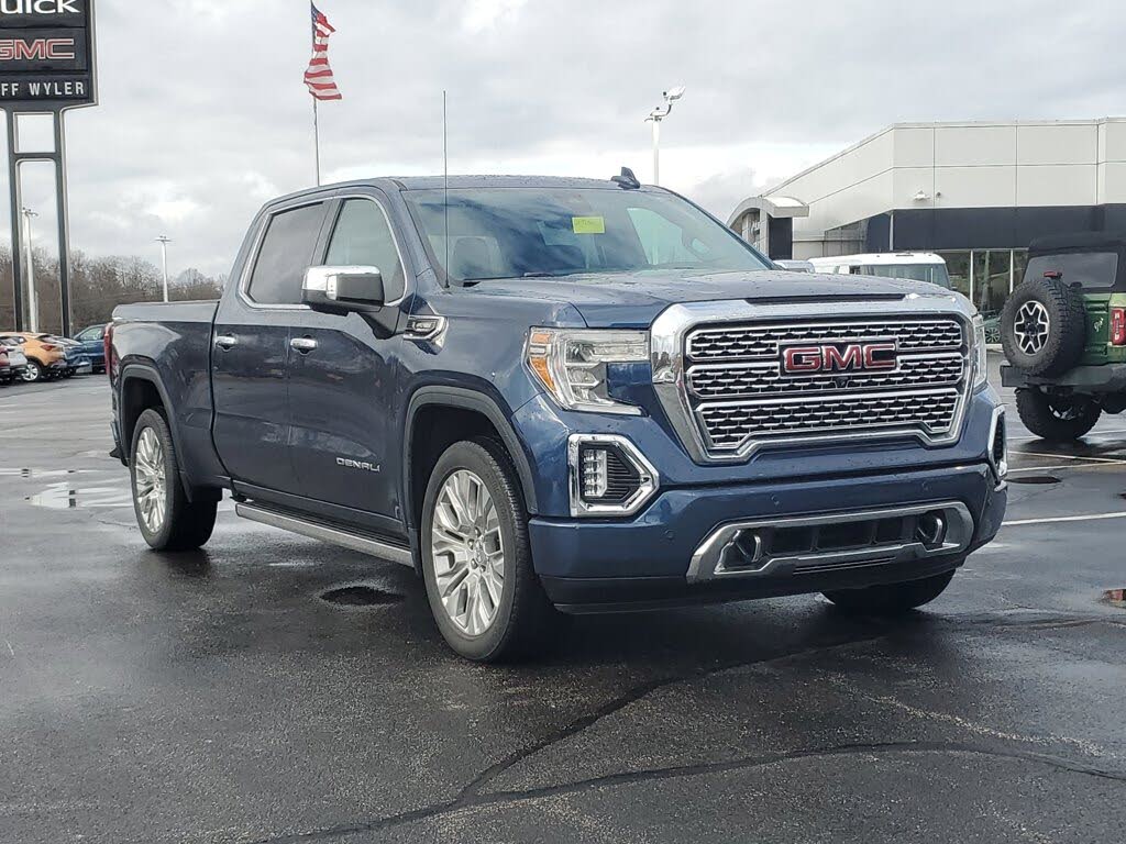 2020 GMC Sierra 1500 Denali Crew Cab 4WD